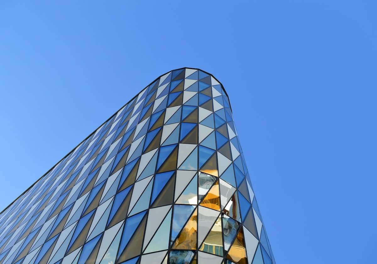 半岛体育娱乐：让海风见证热爱，带你畅享运动与娱乐的全景体验