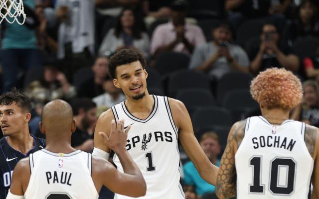 v站-文班亚马增重升级！第二年全明星+DPOY都想要？