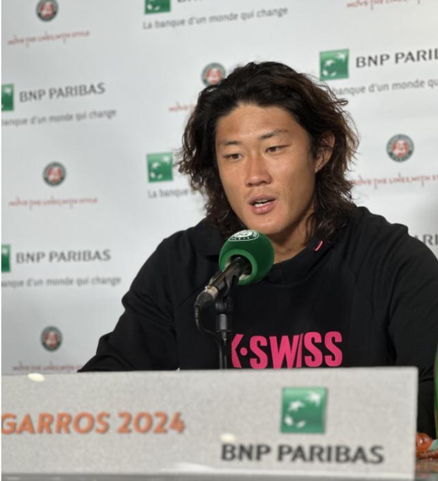 v体育-连续第二年晋级法网32强 巴黎的雨神是爱张之臻的