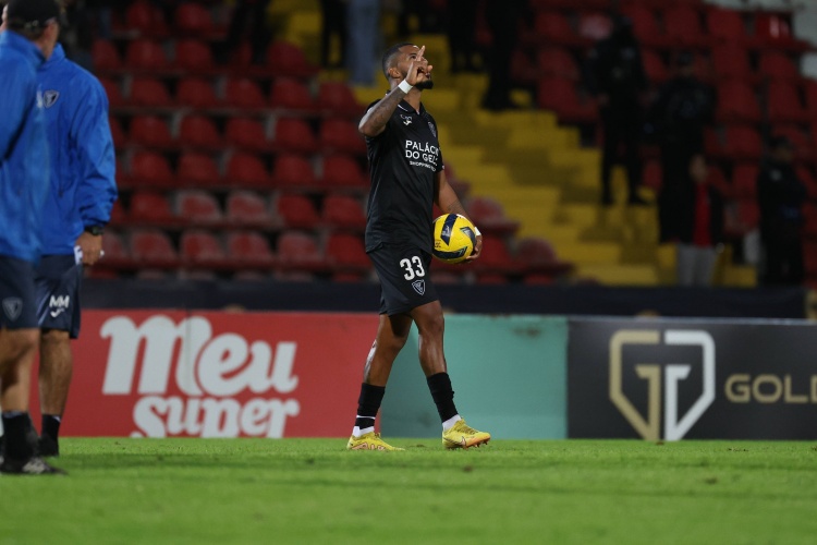 v体育-ESPN记者：三镇有意28岁葡甲前锋克洛维斯，对方标价300万雷亚尔